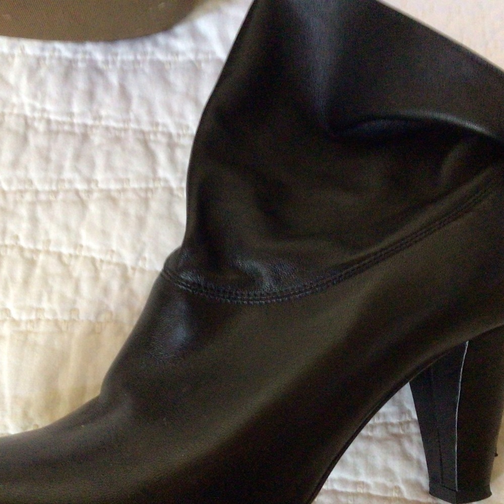 Brian Atwood ankle boots, 38.5 - Picture 6 of 12